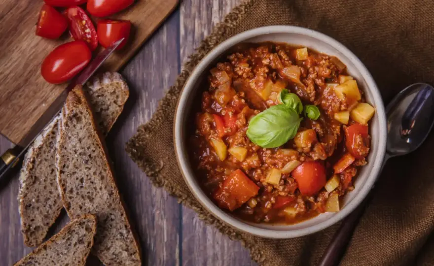 Bauerntopf Rezept - So gelingt der deftige Eintopf perfekt