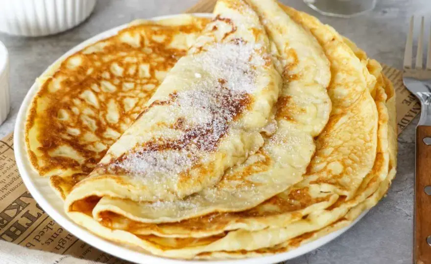 Pfannkuchen-Rezept für 6 bis 8 Stück - zart und goldbraun