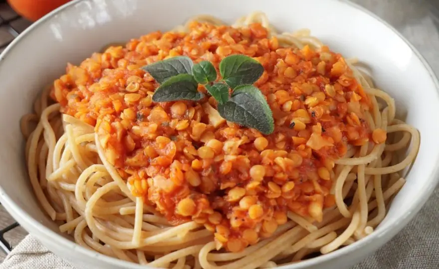 Linsen-Bolognese-Rezept – Perfekt cremig & voller Geschmack